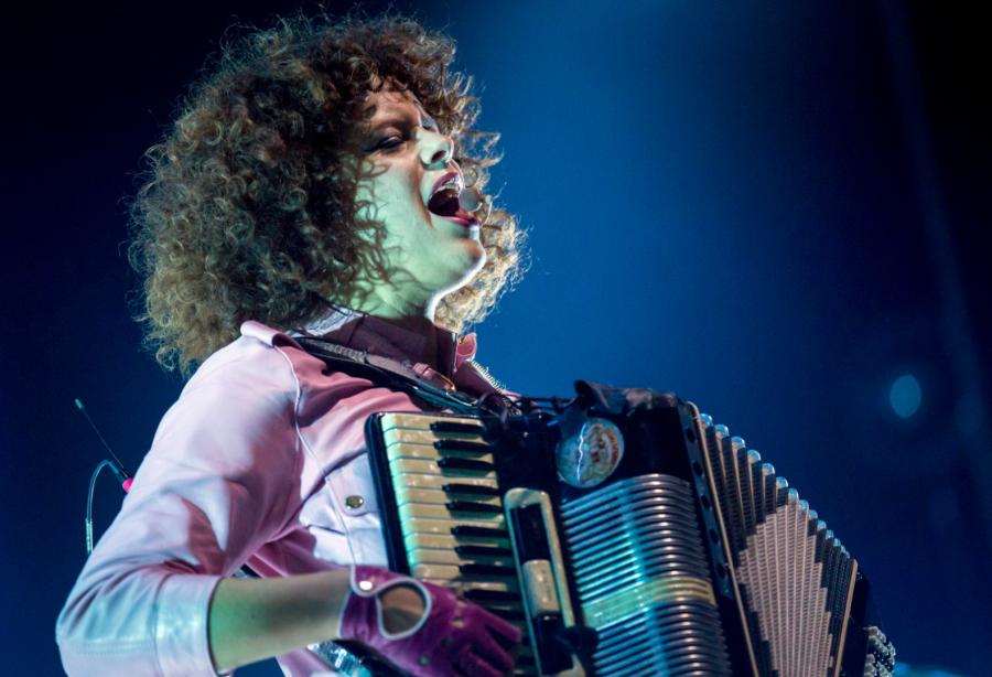 Arcade Fire podczas koncertu w stolicy Węgier, Budapeszcie. 17 czerwca 2018