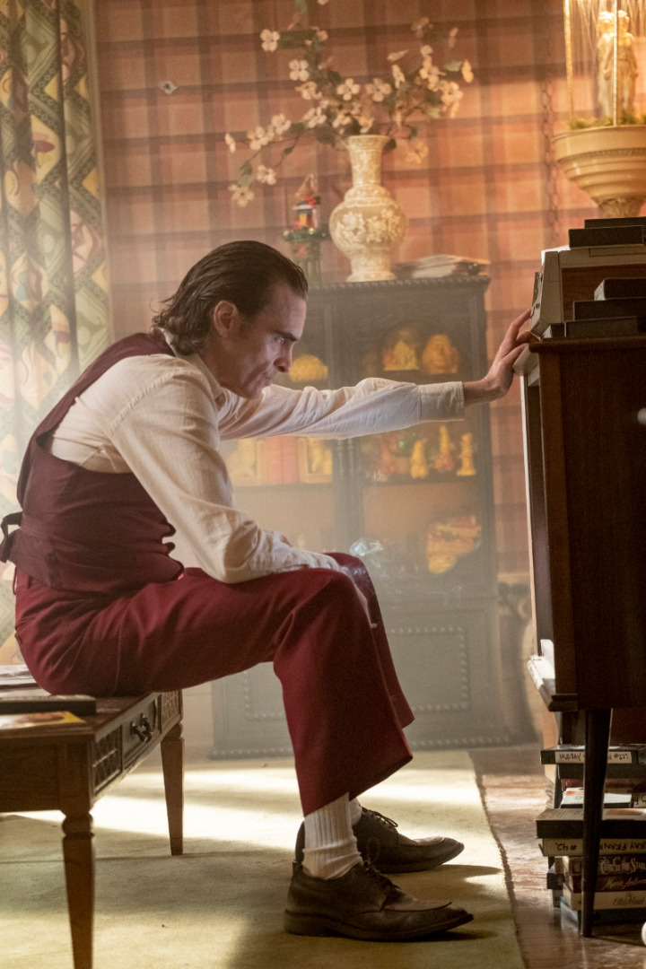 "Joker" w kinach od 4 października. © 2019 Warner Bros. Entertainment Inc