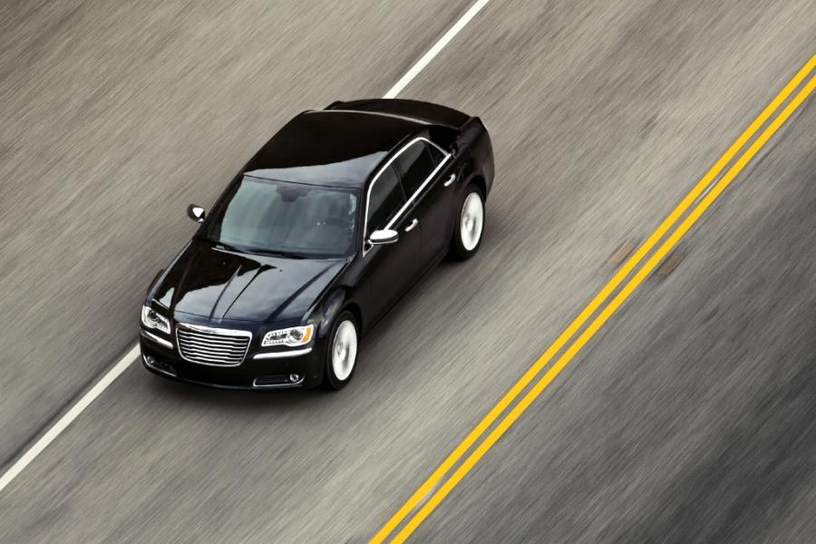 Chrysler opublikował oficjalne zdjęcia nowego modelu serii 300