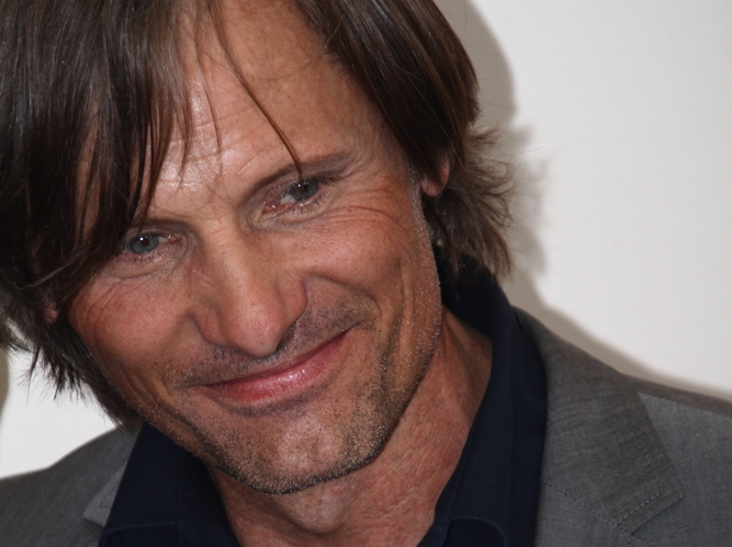 Viggo Mortensen character lord of the rings