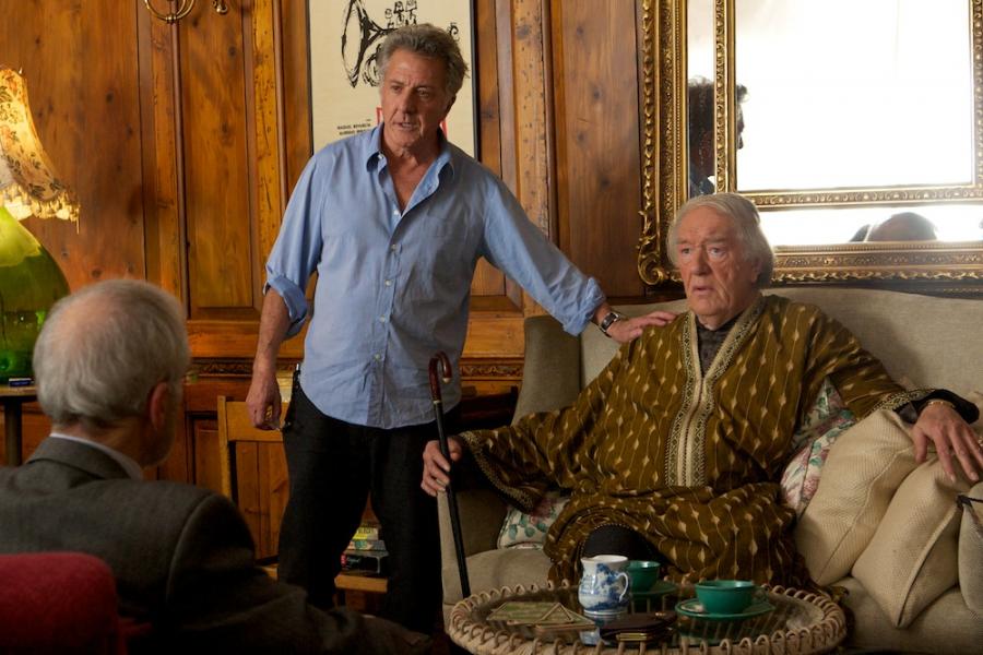 Dustin Hoffman i Michael Gambon w filmie "Kwartet"