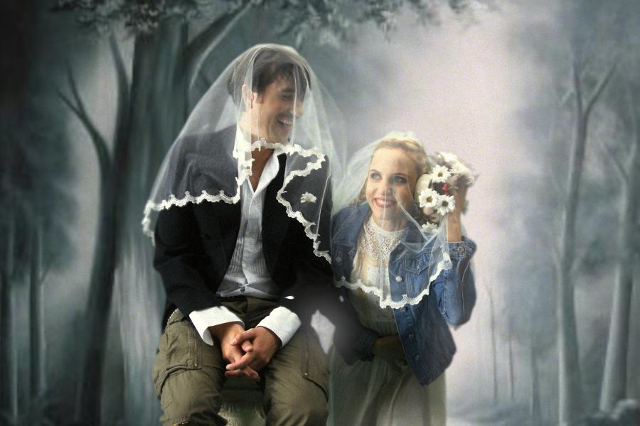 Julia Kijowska i Marcin Dorociński na ślubnych zdjęciach