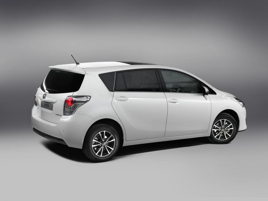 Toyota verso - zdjęcie poglądowe